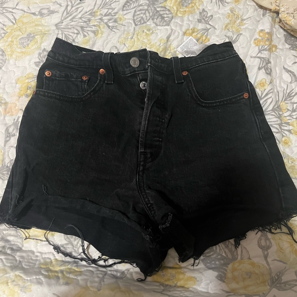 Levi’s shorts